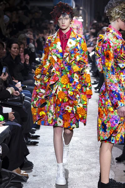 Look 34